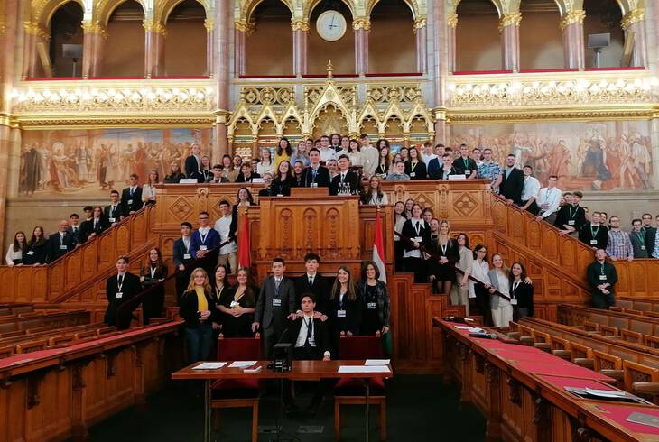 2023-10-26 Demokrciajtk a Parlamentben