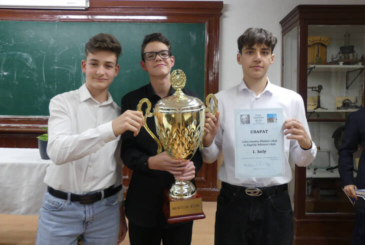 XXXIII. Newton Kupa - 2025/2026.